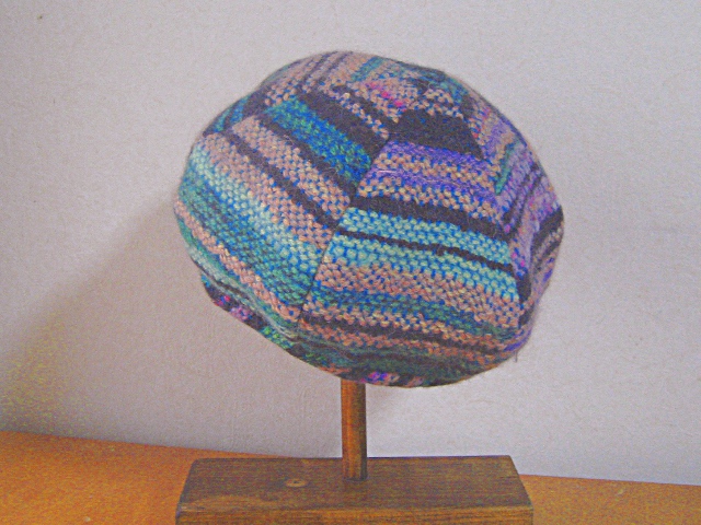 手織り・緑と紫のベレー帽